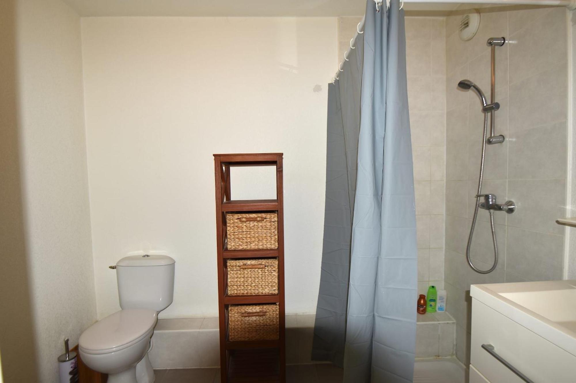 Studio Gare St Roch 1Er Etage - Air Rental Montpellier Buitenkant foto